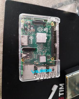 RASPBERRY PI 2 
1G + display 3.5" touch TFT LCD