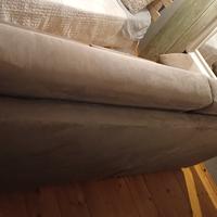 divano  usato pochissimo,  8 mesi di vita ...misu