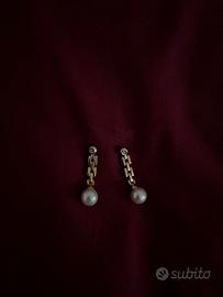 Orecchini d’oro con perle Akoya