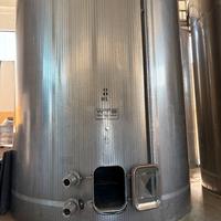 SERBATOI DA VINO 300 HL e 600 HL