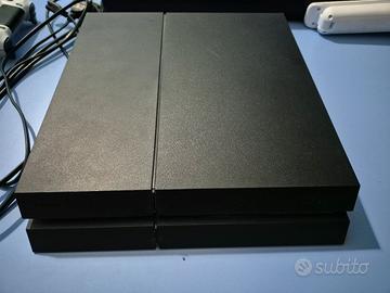 Play station 4 con due pad