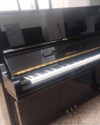 Pianoforte Yamaha U3AS pedale tonale con trasporto
