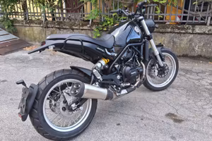 BENELLI LEONCINO 502 T NERO BICILINDRICO