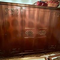 Camera da letto completa antica