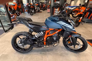 KTM 390 DUKE 2026