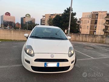 Fist Grande Punto