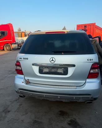 Ricambi mercede ml 320 2008