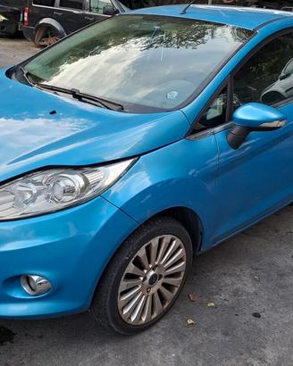 FORD FIESTA 2010 SOLO PER RICAMBI