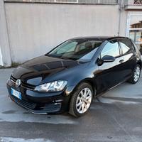 Volkswagen Golf 1.6 TDI 110 CV 5p. Highline BlueMo