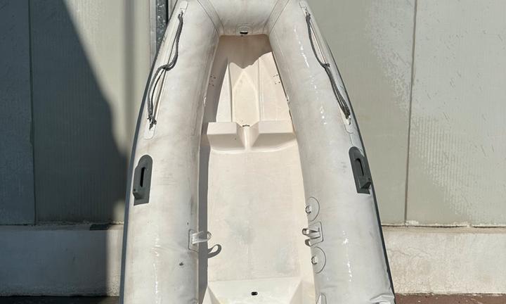 Tender Novamarine 260