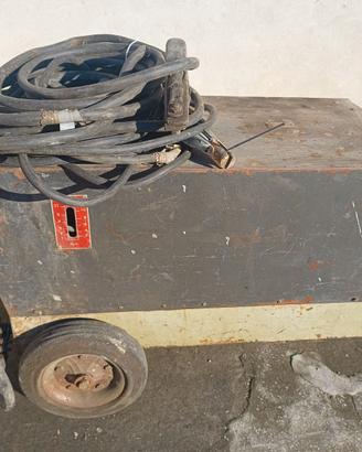 Saldatrice a elettrodo trifase Sletrarc 380 volt