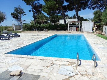 Casa piscina salento puglia brindisi mare si cani