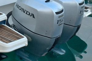 Coppia di motori Honda BF 150 HP Cavalli