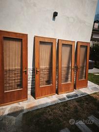 porte di legno con vetro 
