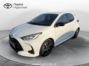 Toyota Yaris 4nd serie 1.5 Hybrid 5 porte Trend