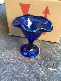 Servito coppe da dessert nuove