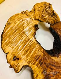 Realizzata al naturale mezzo busto donna