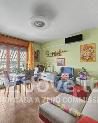 Appartamento di 110 m² con 4 locali a Torri di Qua