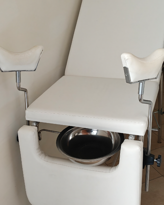 Lettino ginecologico