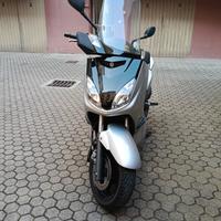 X-MAX 250 