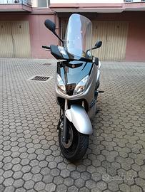 X-MAX 250 