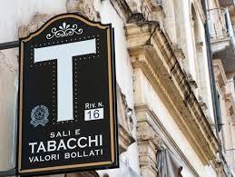 Tabaccheria a 18 km da livorno
