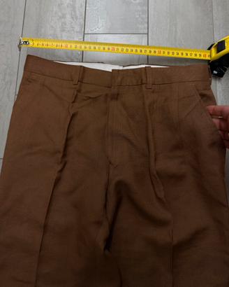 Pantaloni in lino con pences