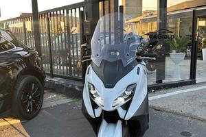 Yamaha TMAX 560