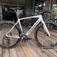 Bici corsa Megamo Raise, mis.M, Shimano 105 Di2 ,