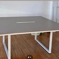 Tavolo casa o ufficio