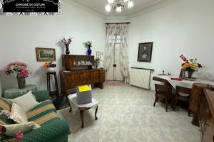 QUADRILOCALE con CORTILE INTERNO-DOPPIO INGRESSO