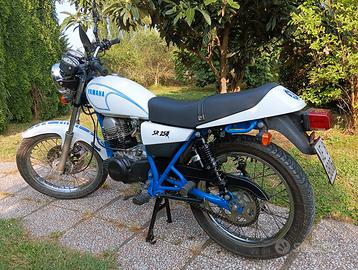 Yamaha SR 250