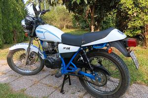 Yamaha SR 250