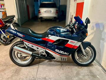 Suzuki GSX 750 F