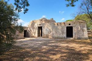 CASA DI CORTE A OSTUNI