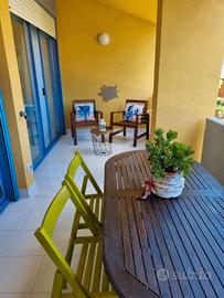 A 100 metri dalla Spiaggia Numana