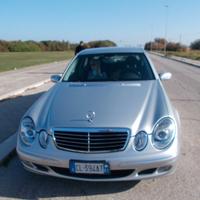 Mercedes del 2004 CC. 2700 GB W211