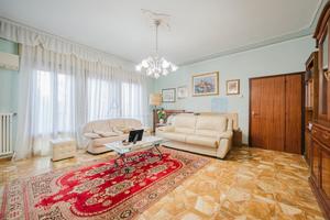 MIRA appartamento tre camere M310