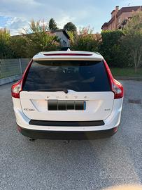 Volvo XC60 2.4