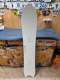 Snowboard Korua Pencil 59 Brushed