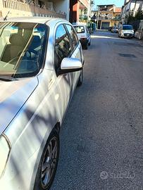 Auto GPL di serie