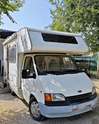 Camper ford transit 2500 diesel del 1993 
