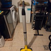 karcher pulisci pavimenti scopa