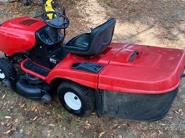 Trttorino taglierba husqvarna 17,5 cavalli