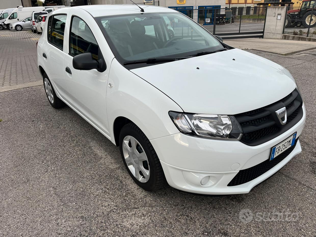 DACIA Sandero 1ª serie