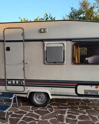 Roulotte Burstner 3551 del 1990