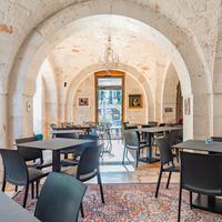 Attivita' ristorativa e lounge bar a conversano