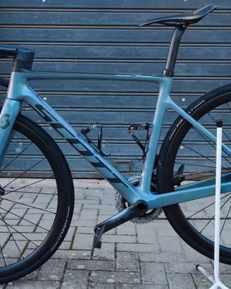 SCOTT ADDICT RC 10