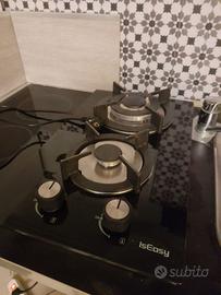 PIANO COTTURA IN VETRO NERO AD INCASSO