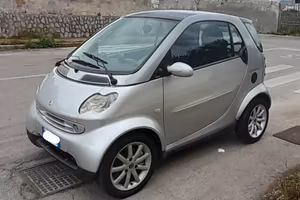 Smart ForTwo 700 coupé pure (45 kW)